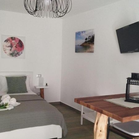 Casa Vacanze Green House Terrasini Εξωτερικό φωτογραφία